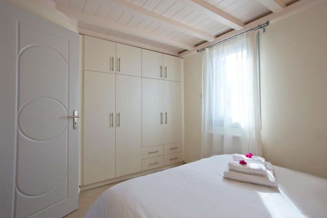 Santorini Med Homes - Sunday Apartment Messaria  Exterior photo